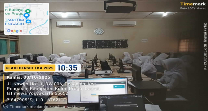 Gladi Bersih Hari Kedua TKA 2025 – SMK Negeri 1 Pengasih Sukses Laksanakan Ujian Semi Daring dengan Sistem Pengawasan Zoom.